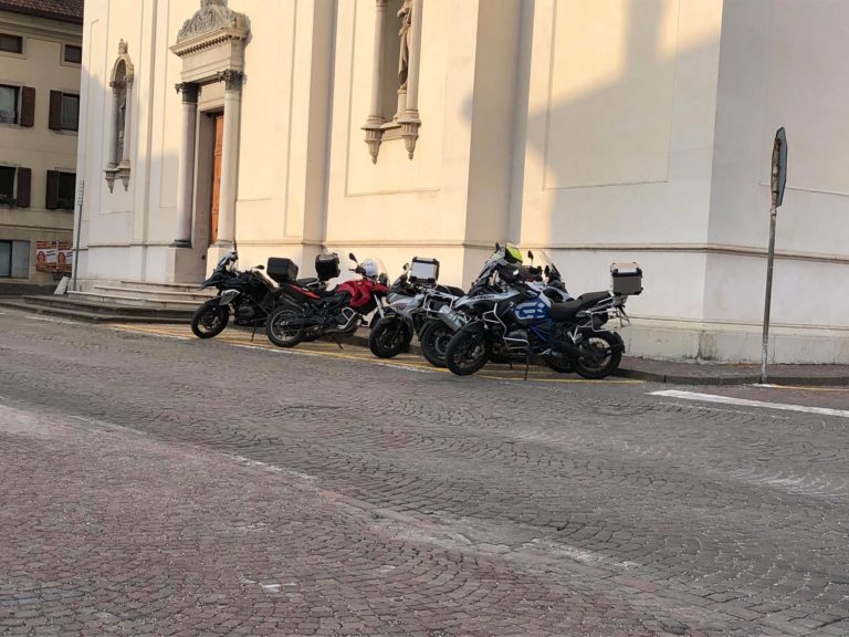 36896656_2583570091867512_2544857471084658688_n