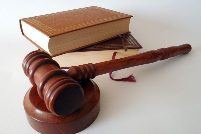 TRIBUNALE (2)