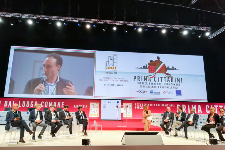 Intervento Massaro Palco ANCI