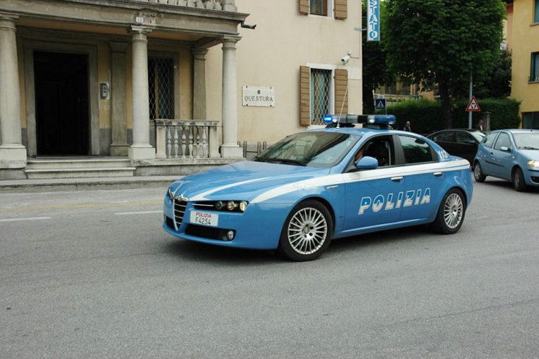 POLIZIA