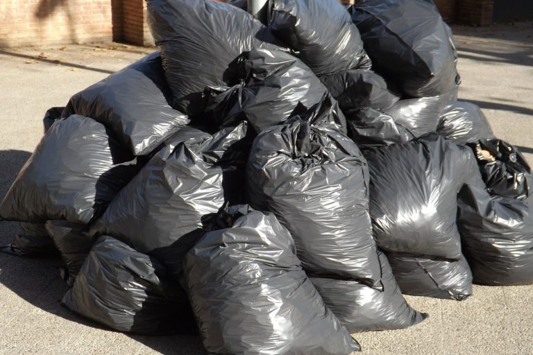 garbage-413757_1280