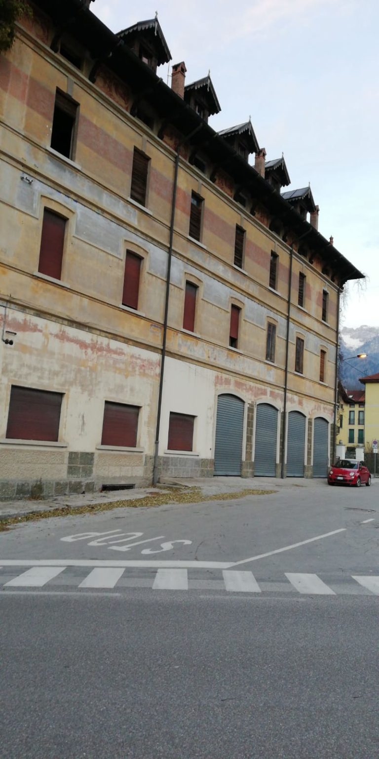 0b7abeb7-22a9-4c45-9c73-7d34442b1f46