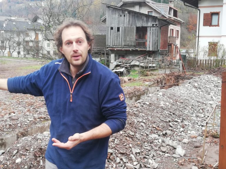 3a69e811-7a81-4de9-bd36-e714dc9f8eed