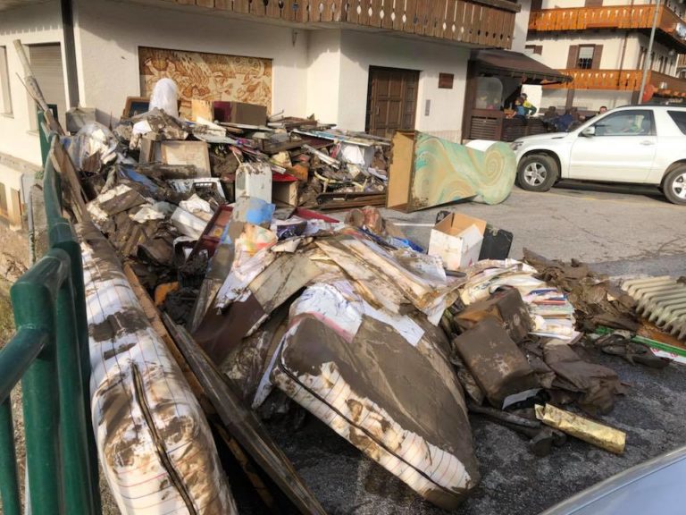 45347989_2076139235759165_843405588363739136_n