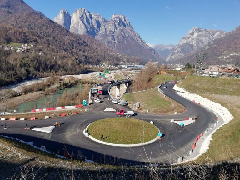 46468503_10218296083940333_9142599782374572032_n