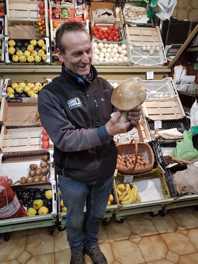 6ebf6a89-c523-4311-a30e-43399e88d628