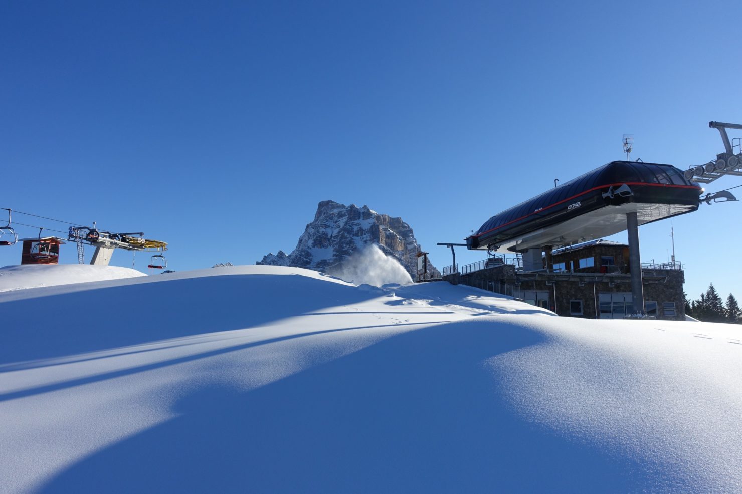 _-Fotoriva—Archivio-Alleghe-Funivie—apertura-18–19-1-min