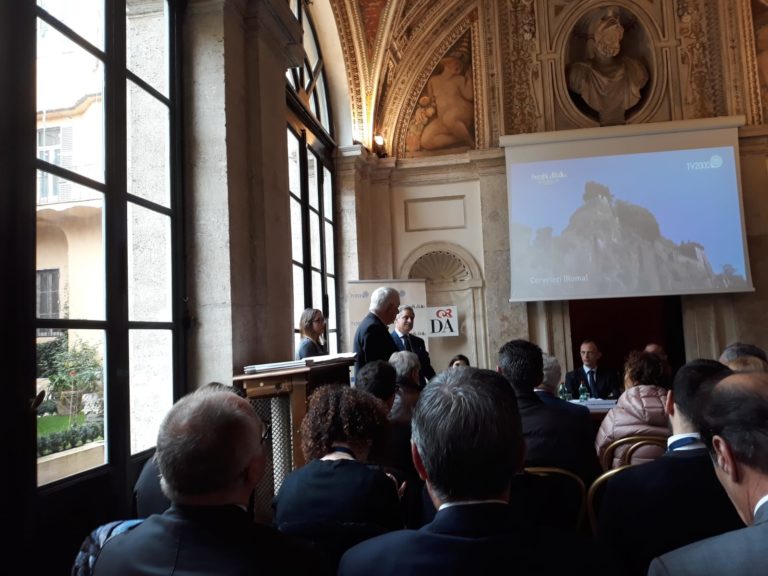 efd099f5-49af-42c0-994a-67ec424e7a74