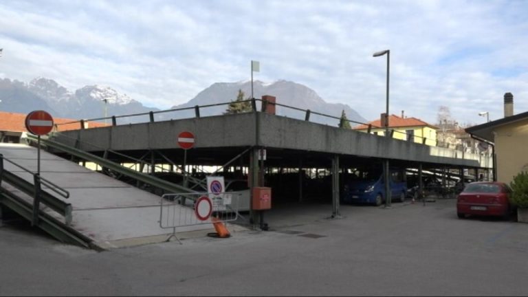 Percheggio-Ex-Moi_00818.new_.01