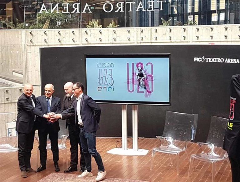 4928234b-1a48-44eb-9d4f-09d3d6304a20_medium_p