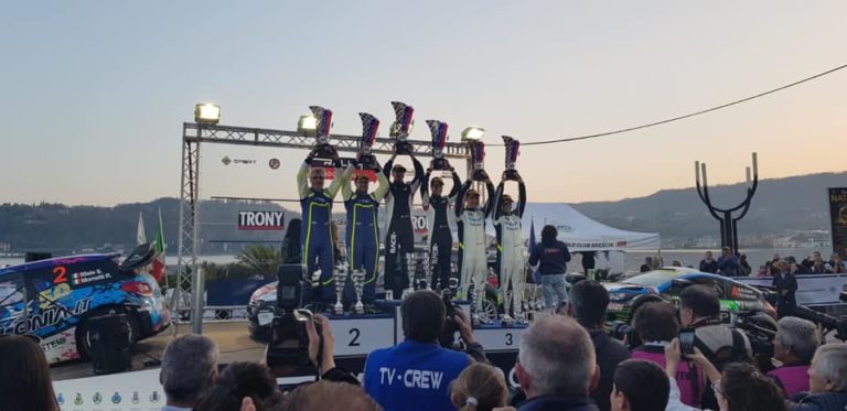 55788429_10216772417096557_188962716889645056_n