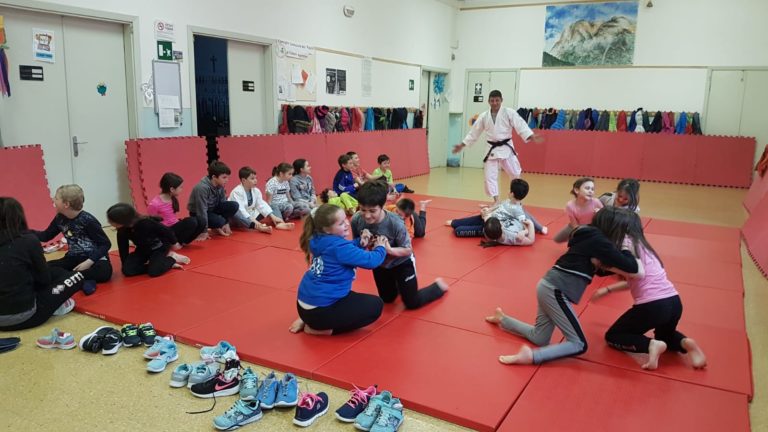 ecc6259a-8446-4fbe-9084-8784bf12fde9