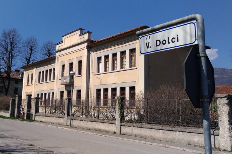 ex scuole elementari di farra di feltre