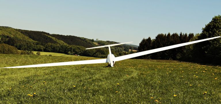 glider-3382735_1280