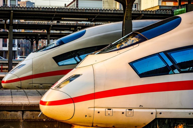 transport-system-3058872_1280