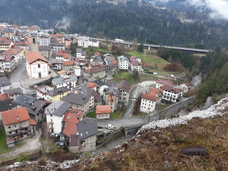 d42d55e5-732b-41ba-a0cd-3821045c740d