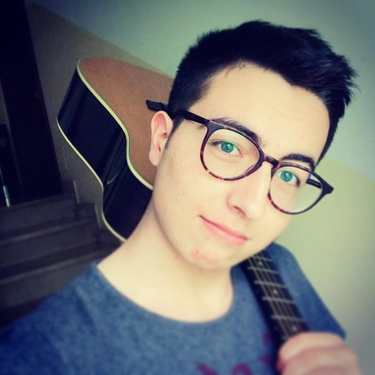 60926837_2342304215832052_6347375293077913600_n