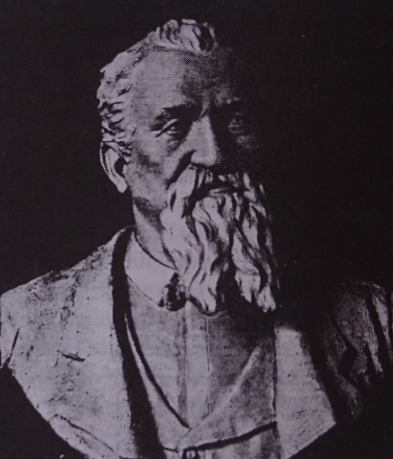 67439490_370381130290312_4444161115399651328_n