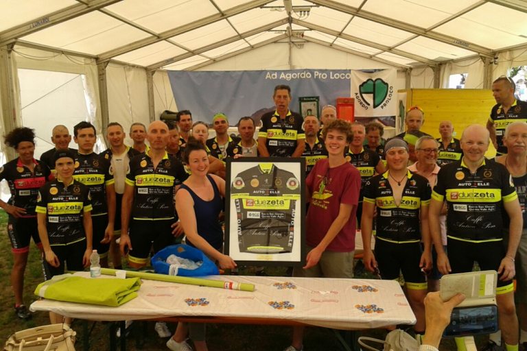 Ciclisti al Tendone