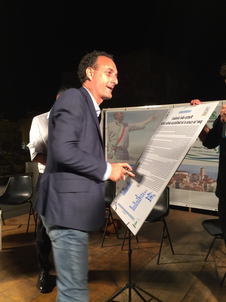 Firma patto sindaci bellezza (2)