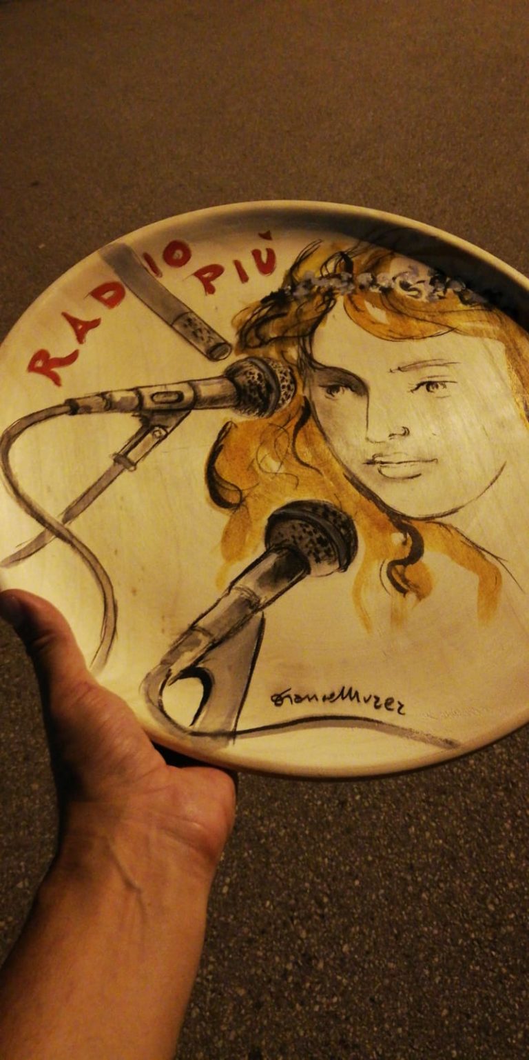 ef97cf0a-cd7b-47eb-9d84-b6c01da9b974