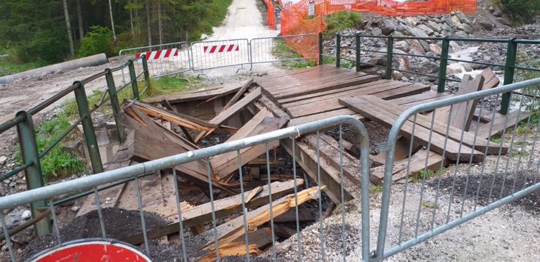 0830974d-5660-4b1f-9065-30f32b57b05e