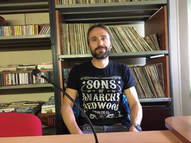 2a63d699-fd03-4714-8baf-42cff8c340a5