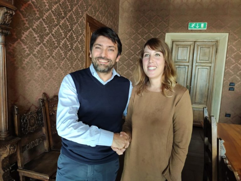 d26df7f2-945e-474a-ba2c-370f6a4583b7