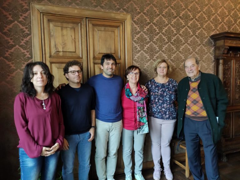 e63cae87-7cd3-4211-96fc-f7f3cd215cfc