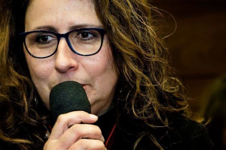 ANTONELLA LA FRAZIA FOTO