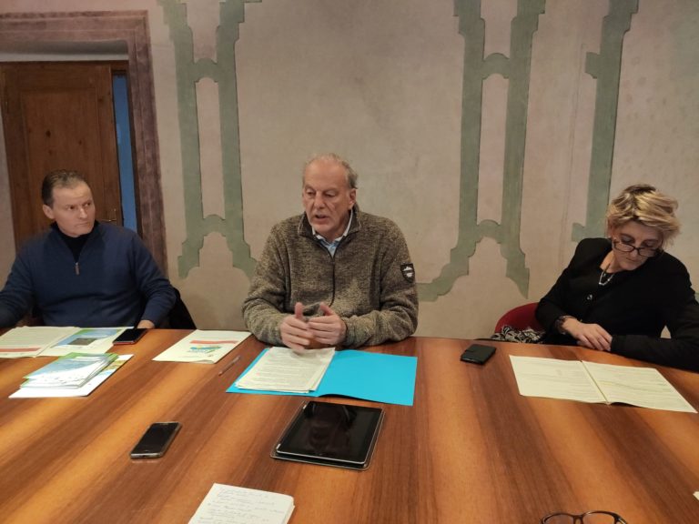 5d32477c-0a5e-4733-830a-f797244e808c