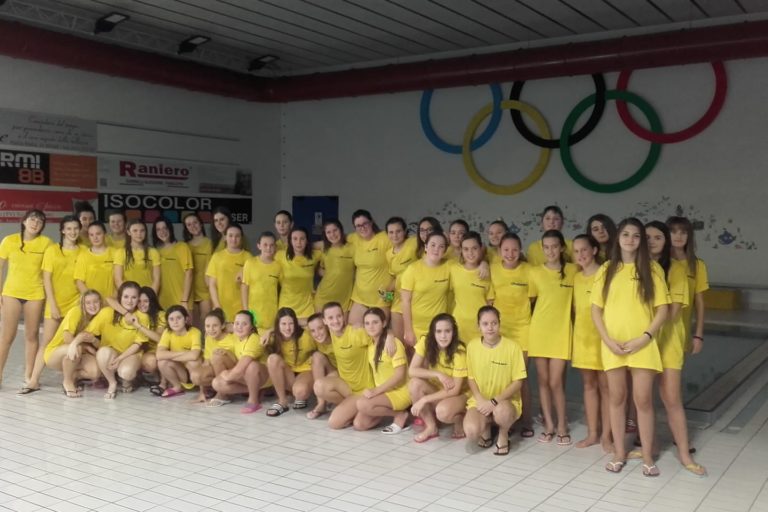 Swim Teen_F_19-20_2