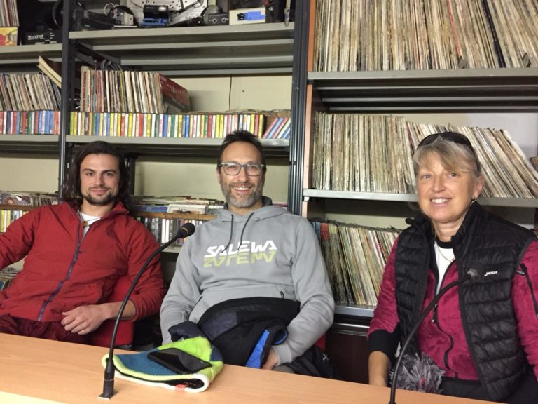 ade81ca5-35cc-4867-b3a5-cff3c6bf0a60