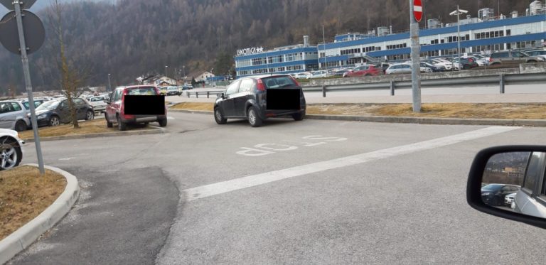 fe7b1422-60b6-4601-a2dd-b5bfd989f3f1