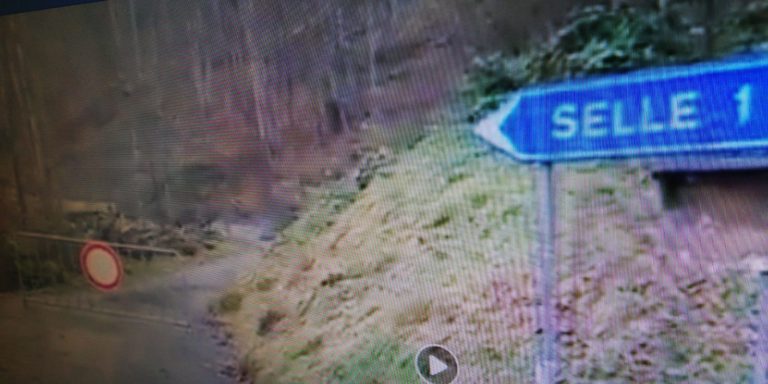 8ba8390f-1cb7-4476-8b94-120b38a0cd43