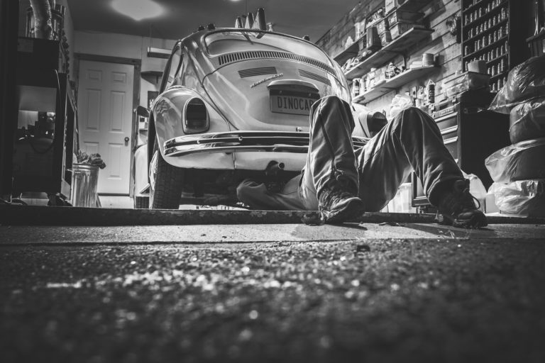 RIPARAZIONE AUTO