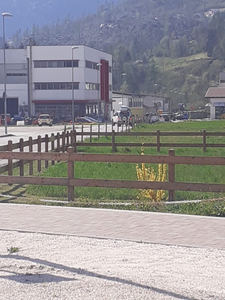 652D6934-F71B-4248-B455-3700FFFBA3EF