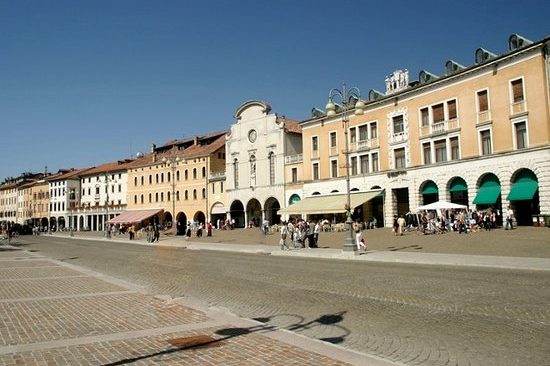 PIAZZA MARTIRI BELLUNO