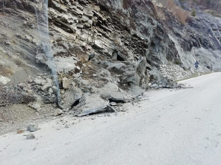 c12bfa84-4765-4184-8cb0-1a55d03f6ea5