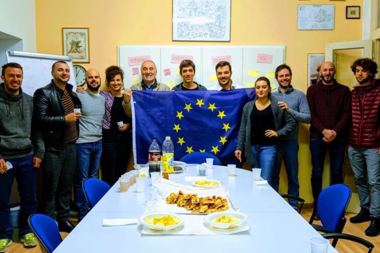 corpo europeo di solidarietà , alcuni volontari-1