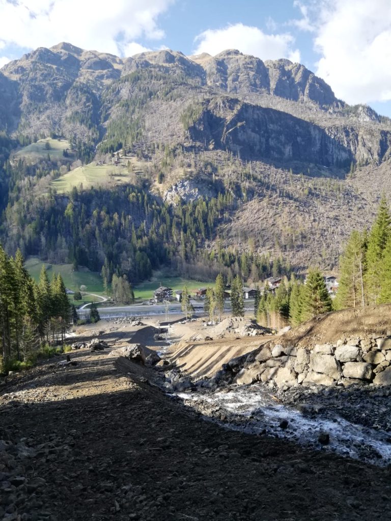 72430eae-3e91-40e0-8a53-90b8a712948f