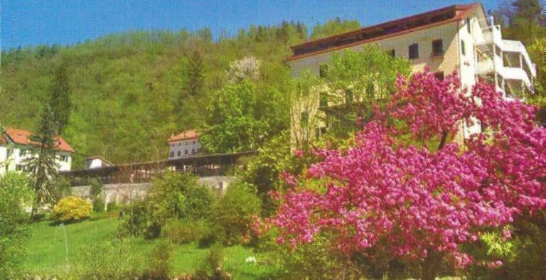 99156875_664356211013214_3741400853983002624_n