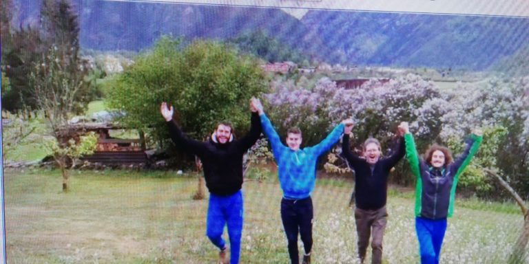 a5aef082-e955-43c9-aaac-4aa4145ad24c