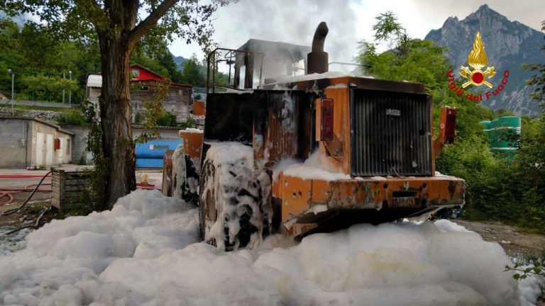 c5adfc3d-6271-4bee-b800-84ca02b056c9