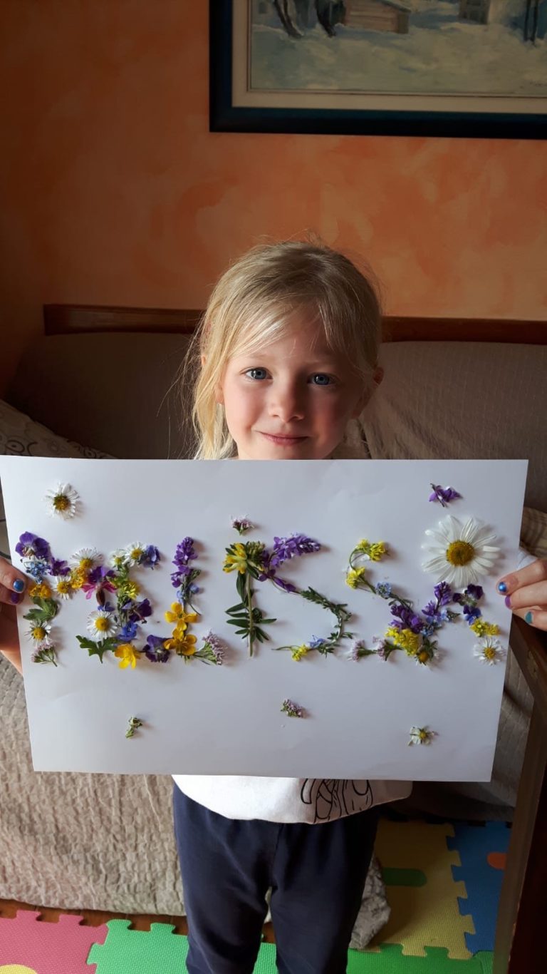 fa4ac590-b1c8-49b1-968a-feb04d03db5e