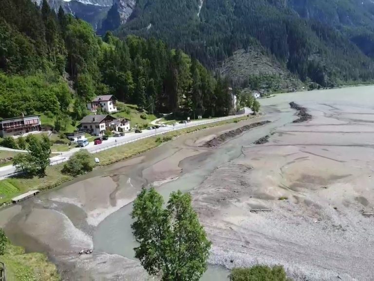 74062274-43f7-4d19-a4e5-855e9217bcaa