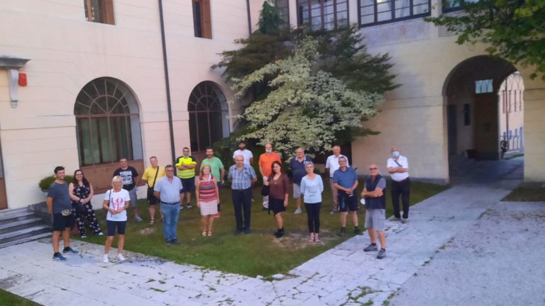 7808e3bd-a3a4-47b4-bc63-41e515652a32