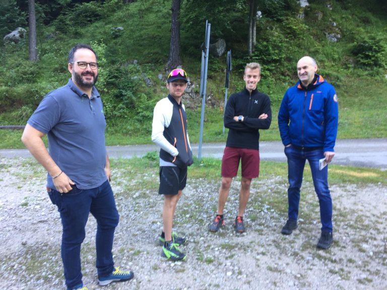 9cd31127-9959-4eb4-bcb5-a96dc53453cc