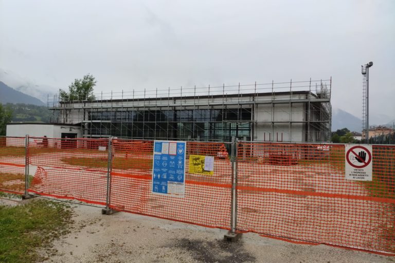 Cantiere bocciodromo