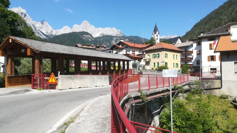 b97068bd-f26a-40f5-a86d-44b08640f3f3